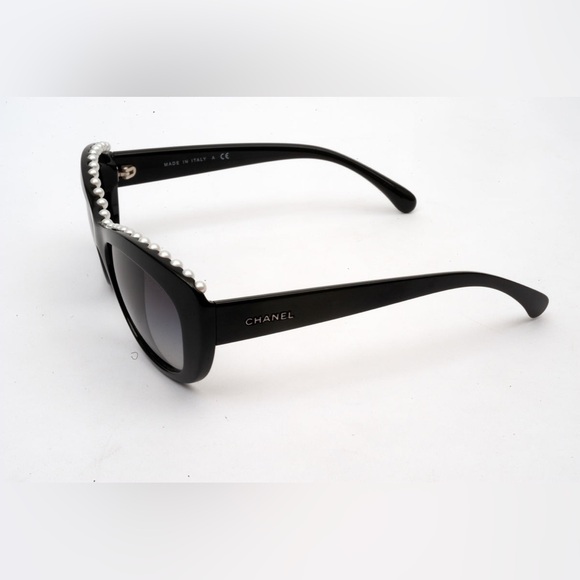 Chanel Black Sunglasses - Picture 9 of 9